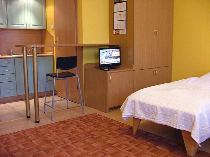 Pod Brzozami Bed & Breakfast